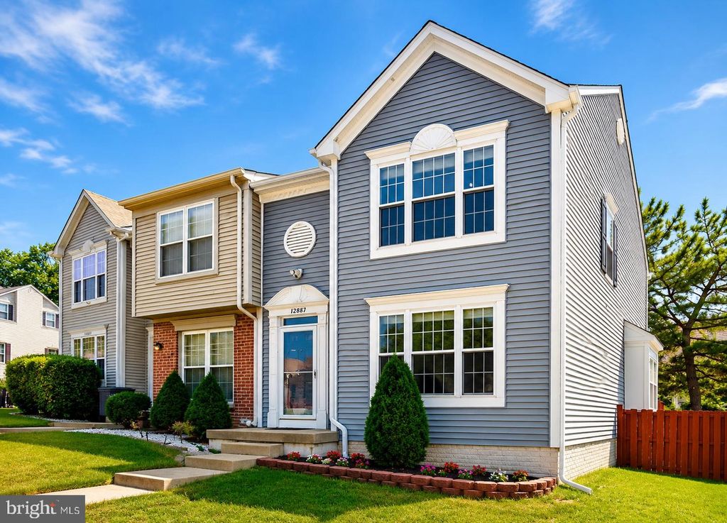 12887 HUNTERBROOK DR, Woodbridge, VA 22192