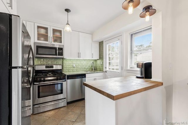 2 Peck Avenue 22B, Rye, NY 10580