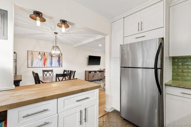 2 Peck Avenue 22B, Rye, NY 10580