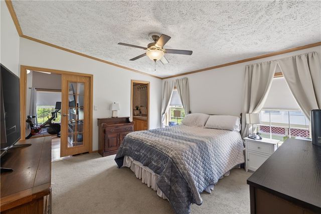 96 Songbird Lane, Tiverton, RI 02878