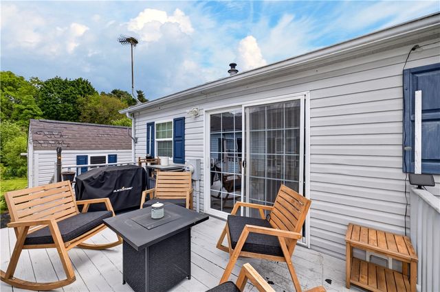 96 Songbird Lane, Tiverton, RI 02878