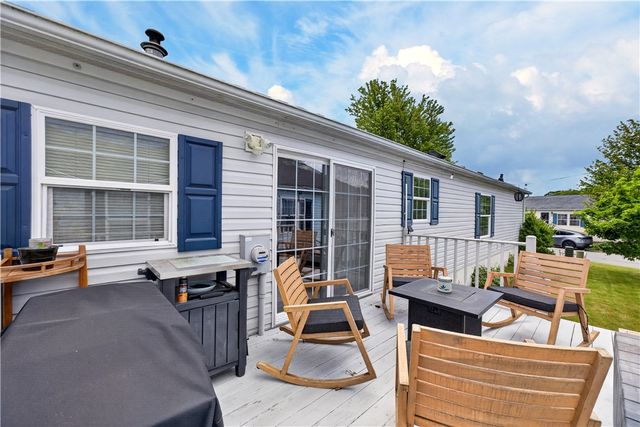 96 Songbird Lane, Tiverton, RI 02878