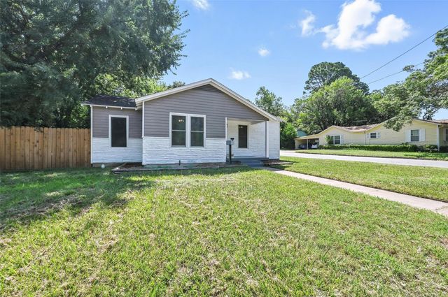 2629 Handley Drive, Fort Worth, TX 76112