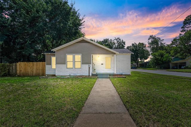 2629 Handley Drive, Fort Worth, TX 76112