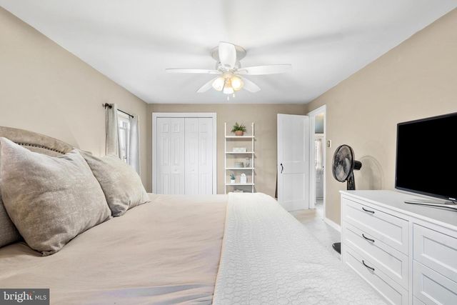 115 HAVERFORD RD, Folsom, PA 19033