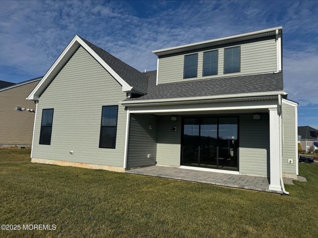 47 Sofia Drive, Manalapan, NJ 07726