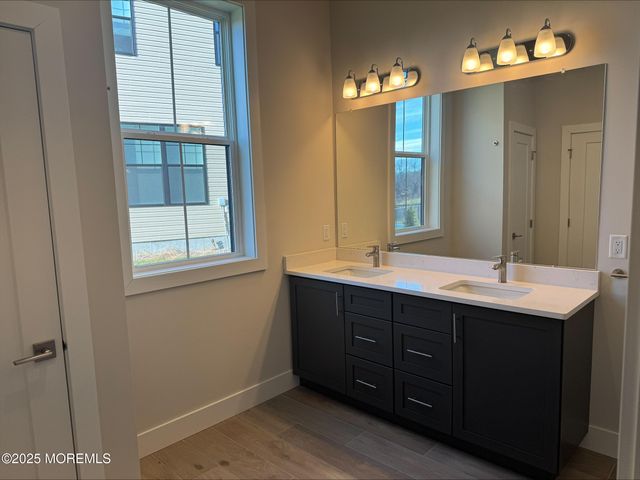 47 Sofia Drive, Manalapan, NJ 07726