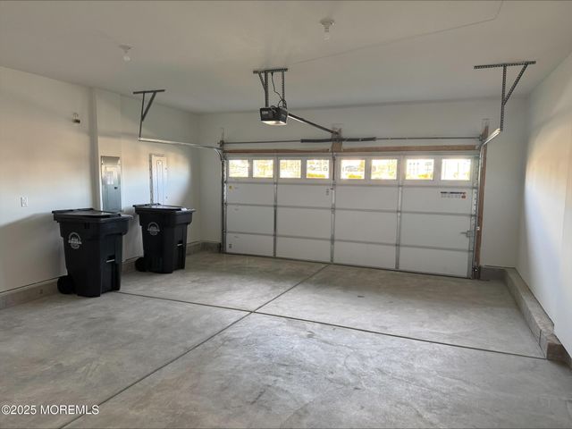 47 Sofia Drive, Manalapan, NJ 07726