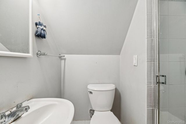 56 Jester Lane, Levittown, NY 11756