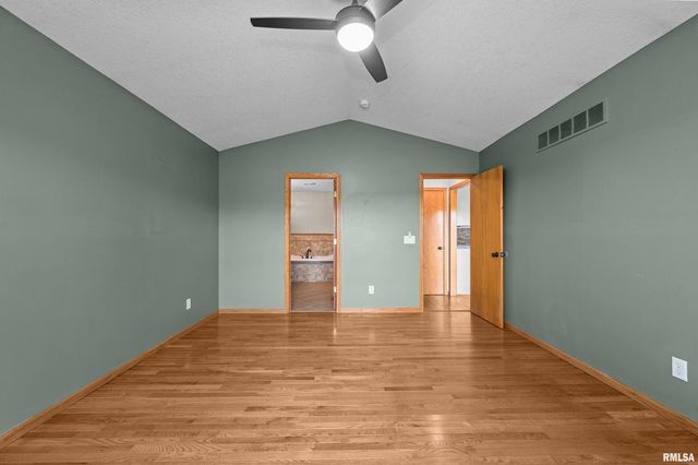 1405 E 7TH Street, Coal Valley, IL 61240