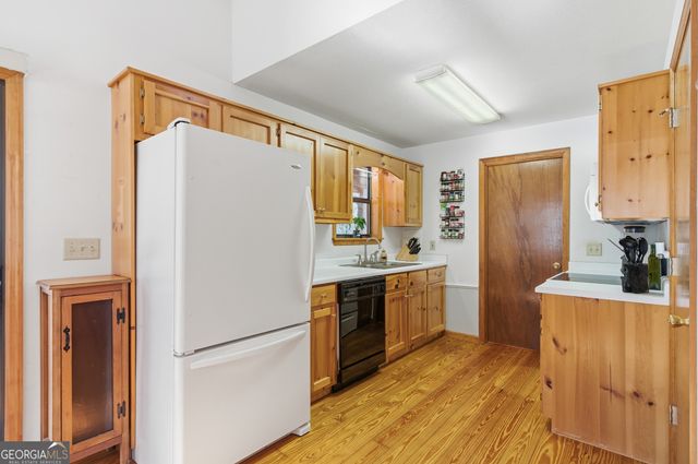 1637 Townsend Mill Road, Young Harris, GA 30582