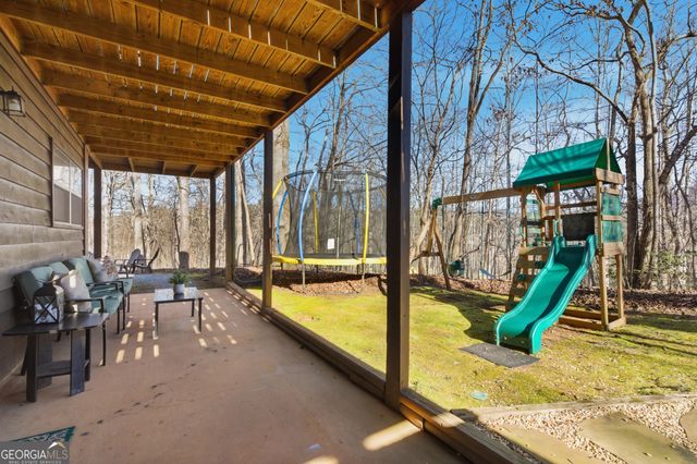 1637 Townsend Mill Road, Young Harris, GA 30582