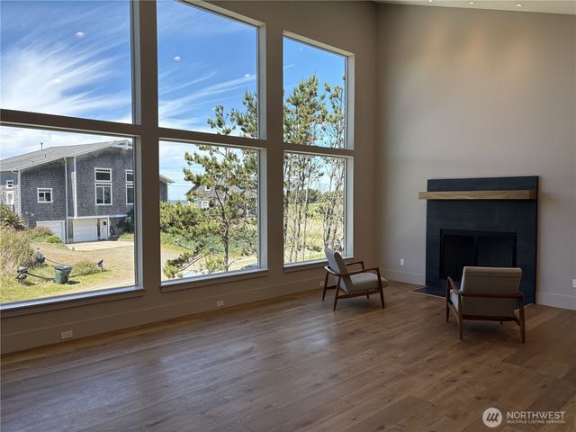 27712 I Lane, Ocean Park, WA 98640