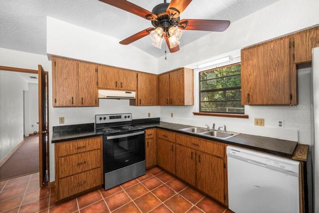 24607 POLAR BEAR ROAD, Paisley, FL 32767
