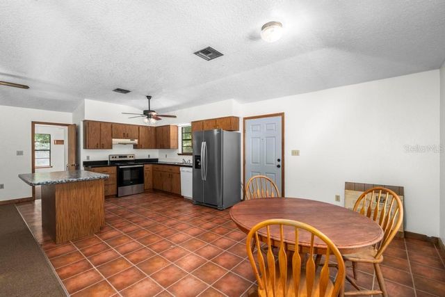 24607 POLAR BEAR ROAD, Paisley, FL 32767