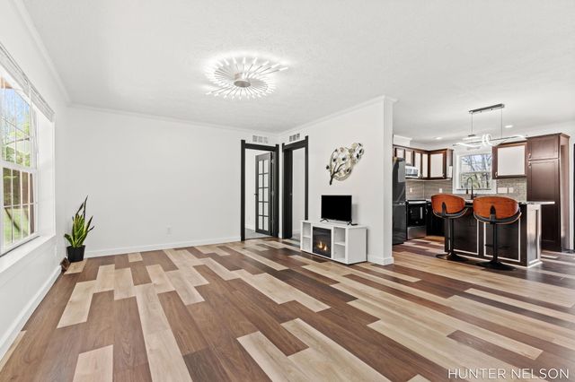 3088 Central Avenue, Muskegon, MI 49445