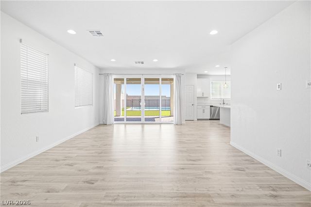 10552 Jade Walk Street, Las Vegas, NV 89179