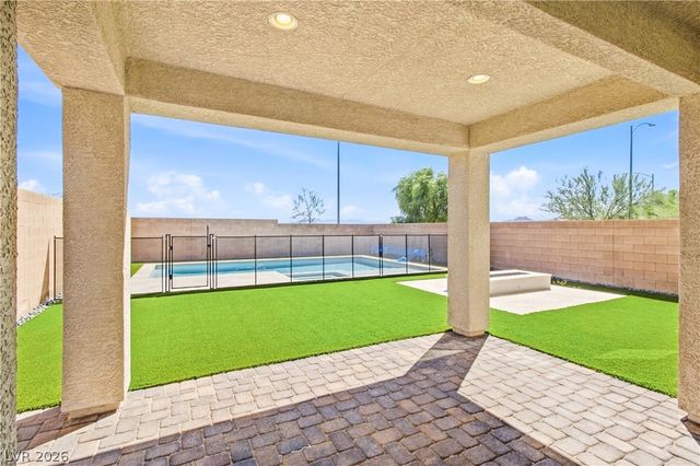 10552 Jade Walk Street, Las Vegas, NV 89179