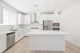 10552 Jade Walk Street, Las Vegas, NV 89179