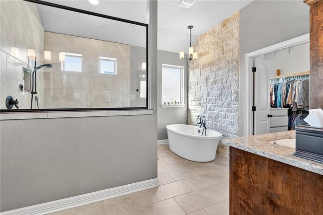 2041 Bella Vita DR, Nolanville, TX 76559