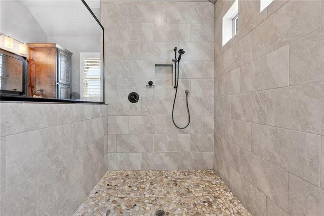 2041 Bella Vita DR, Nolanville, TX 76559