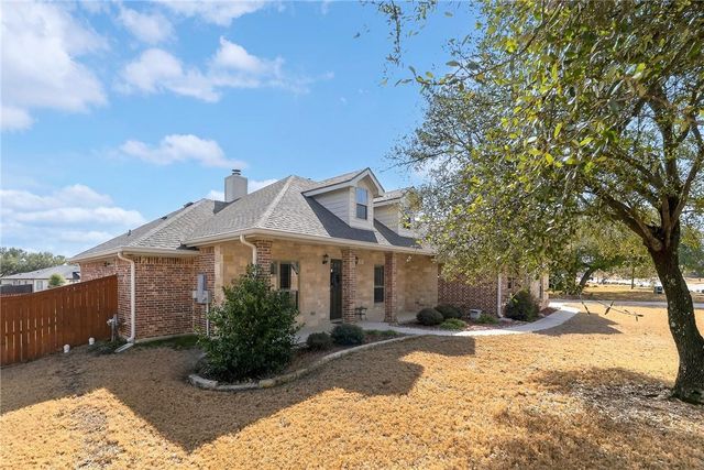 2041 Bella Vita DR, Nolanville, TX 76559