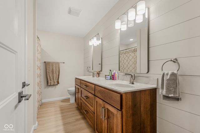 1109 W Vine Street, Brownstown, IN 47220