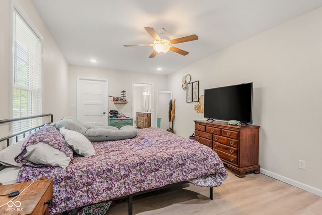 1109 W Vine Street, Brownstown, IN 47220