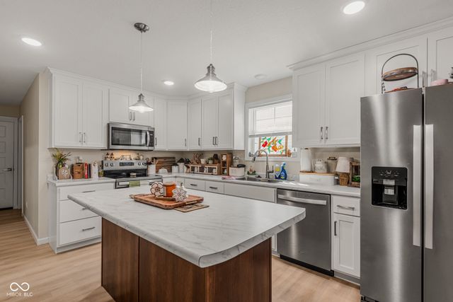 1109 W Vine Street, Brownstown, IN 47220