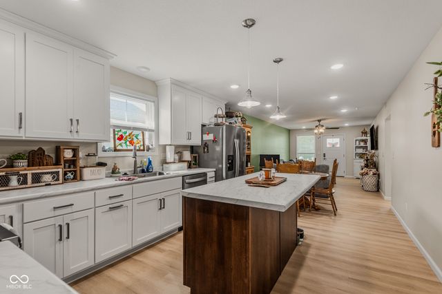 1109 W Vine Street, Brownstown, IN 47220