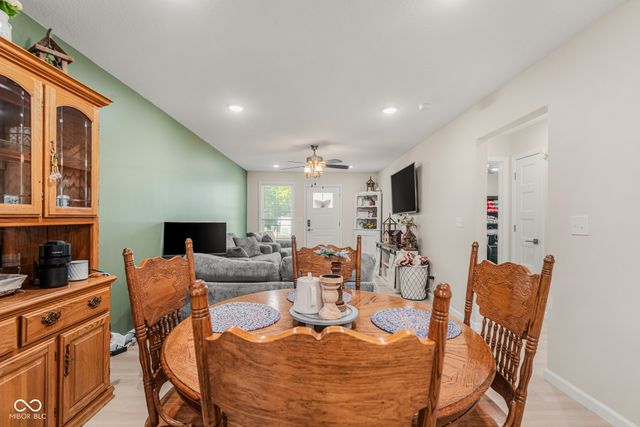 1109 W Vine Street, Brownstown, IN 47220