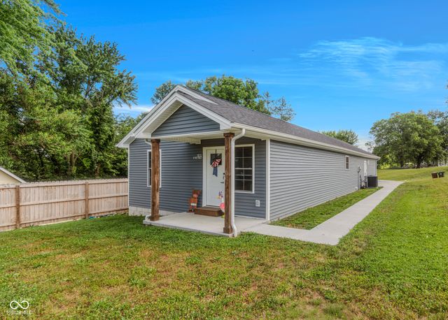 1109 W Vine Street, Brownstown, IN 47220