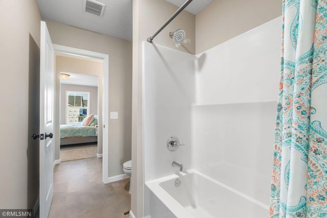 6102 Radford Avenue NE, Otsego, MN 55330