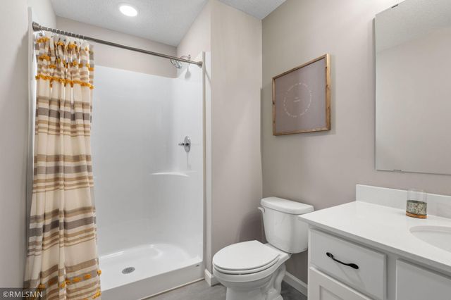 6102 Radford Avenue NE, Otsego, MN 55330