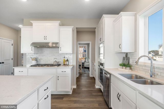 6102 Radford Avenue NE, Otsego, MN 55330