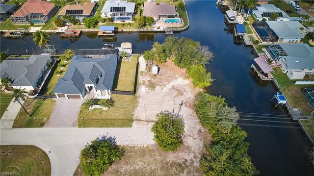 201 SW 40th ST, Cape Coral, FL 33914