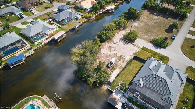 201 SW 40th ST, Cape Coral, FL 33914