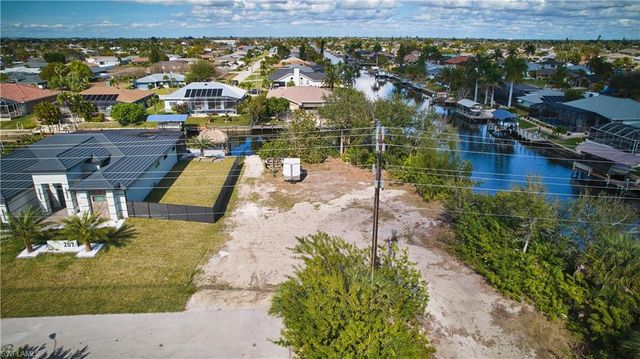 201 SW 40th ST, Cape Coral, FL 33914