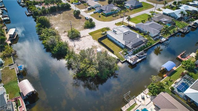 201 SW 40th ST, Cape Coral, FL 33914