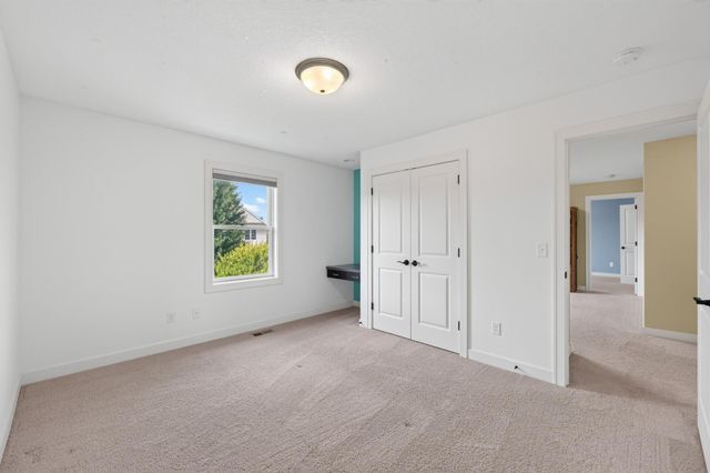 11610 St Andrews Circle, Blaine, MN 55449