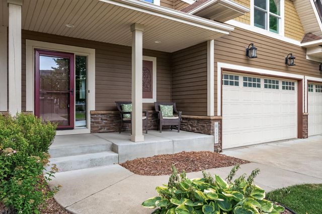 11610 St Andrews Circle, Blaine, MN 55449