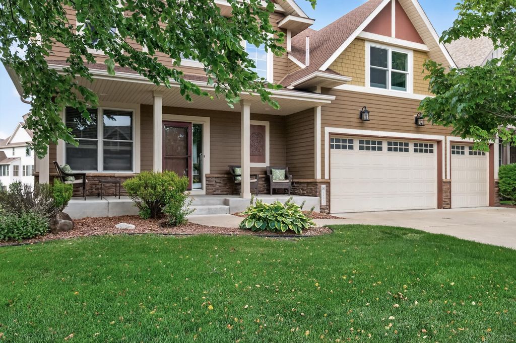 11610 St Andrews Circle, Blaine, MN 55449