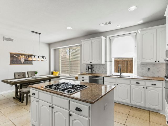 5424 Yellow Birch Drive, Fort Worth, TX 76244