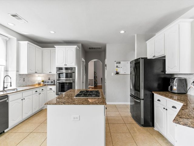 5424 Yellow Birch Drive, Fort Worth, TX 76244