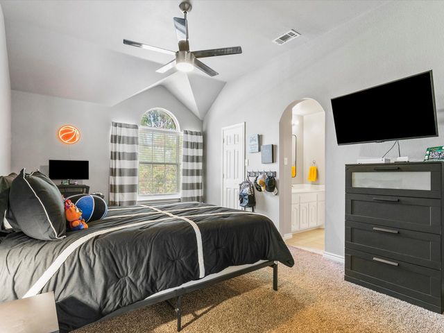 5424 Yellow Birch Drive, Fort Worth, TX 76244