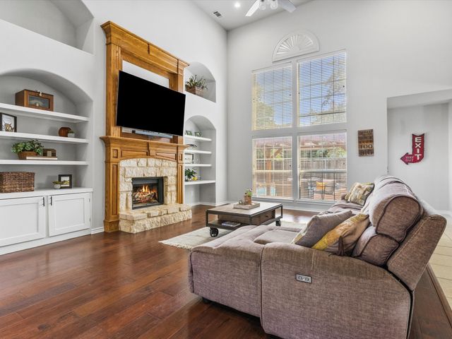 5424 Yellow Birch Drive, Fort Worth, TX 76244