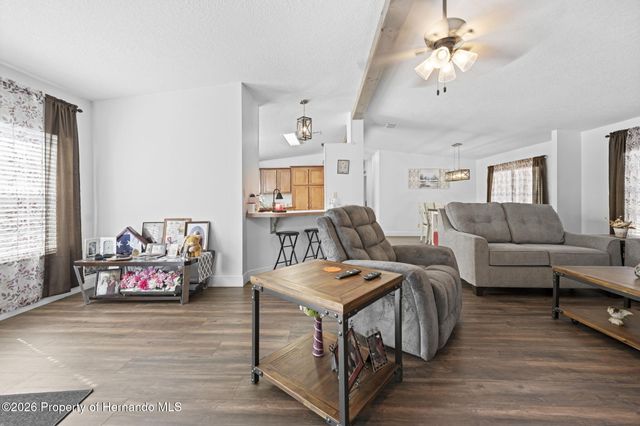 17095 Frankfort Road, Brooksville, FL 34601