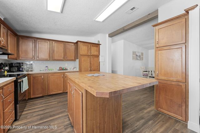 17095 Frankfort Road, Brooksville, FL 34601