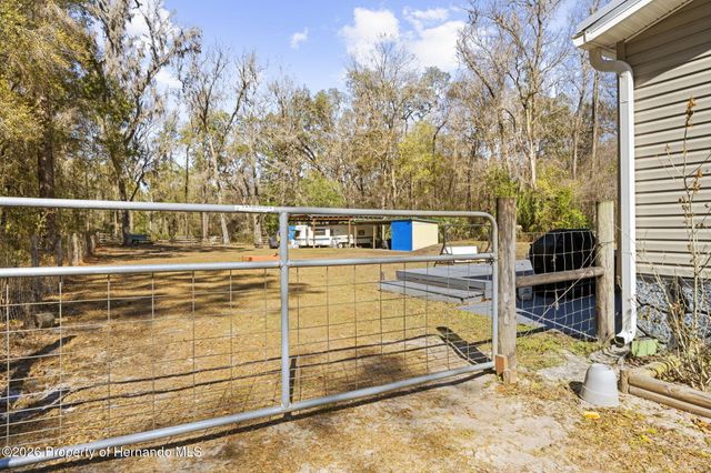 17095 Frankfort Road, Brooksville, FL 34601