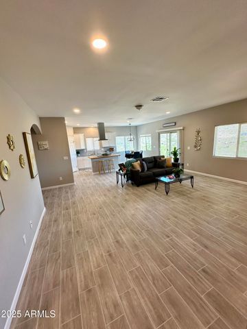 43019 N 18th Street, New River, AZ 85087